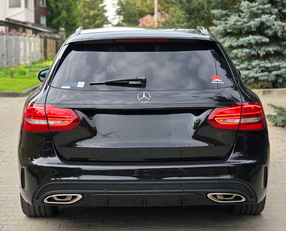 Mercedes-Benz C-Class фото 11