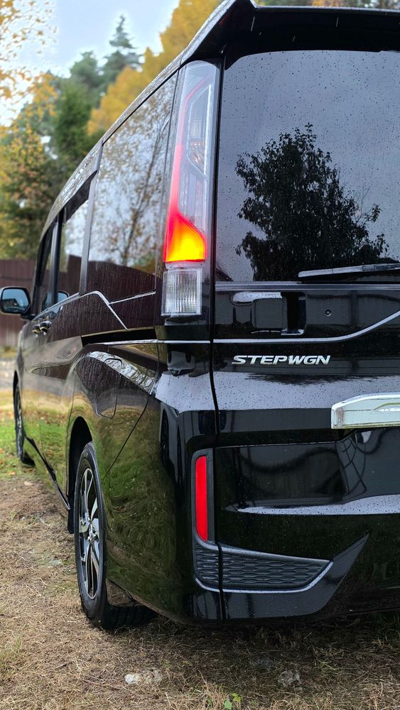Honda Stepwgn фото 11