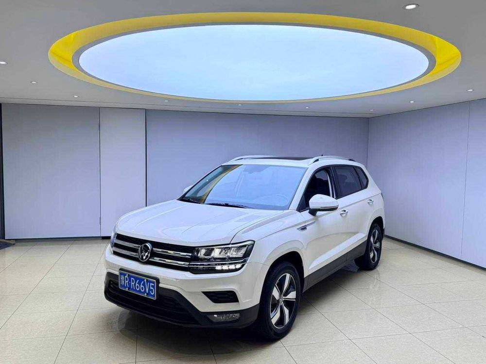 Volkswagen Tharu