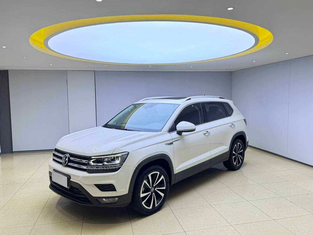Volkswagen Tharu