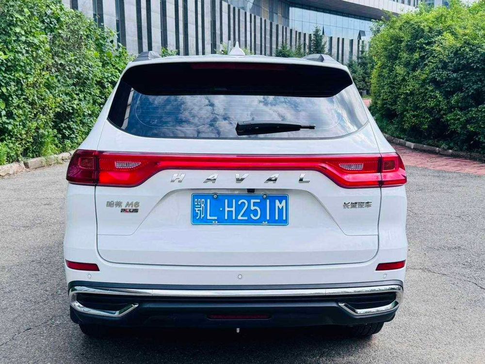 Haval M6 фото 5