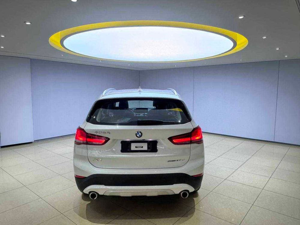 BMW X1 фото 5