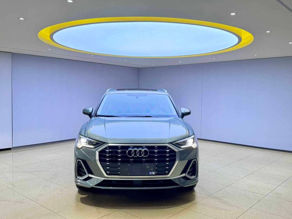 Audi Q3 фото 2
