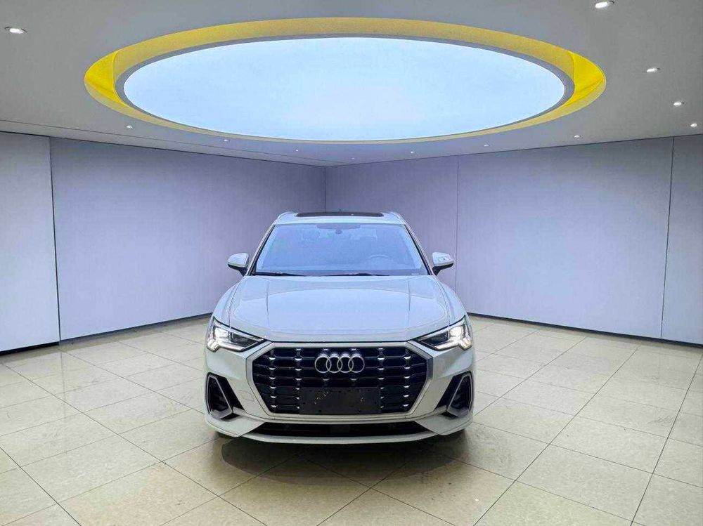 Audi Q3 фото 2