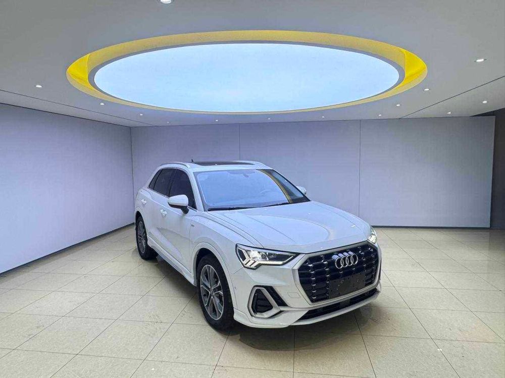 Audi Q3 фото 3