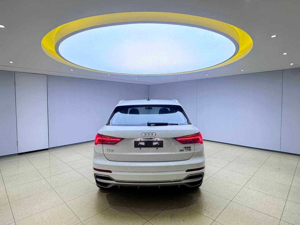 Audi Q3 фото 5