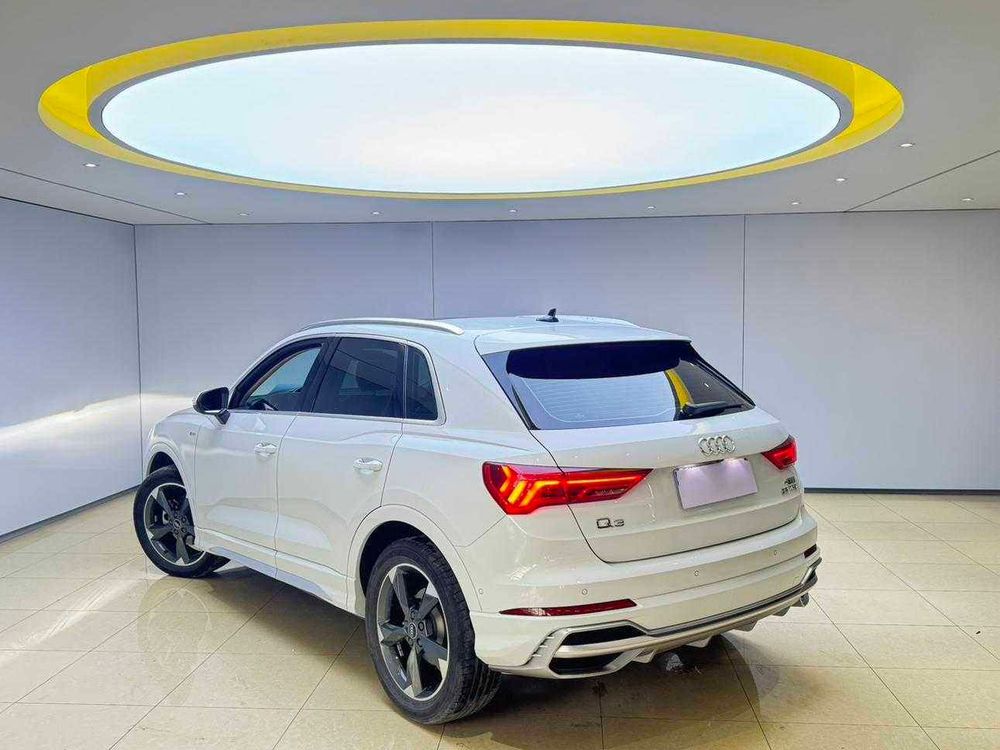 Audi Q3 фото 4