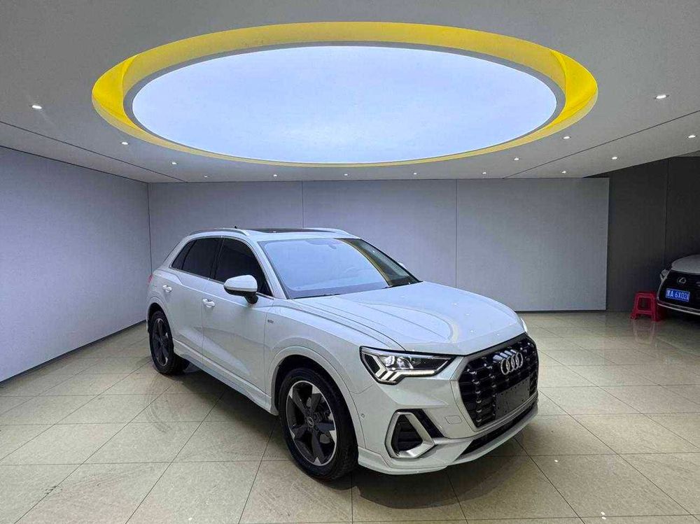 Audi Q3 фото 3