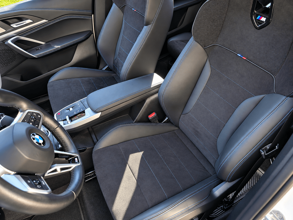 BMW X1 фото 8