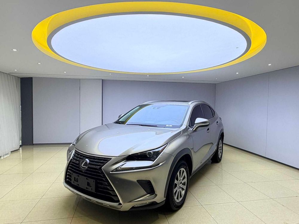 Lexus NX 200