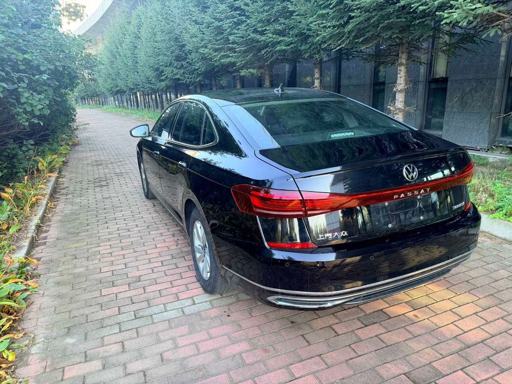 Volkswagen Passat фото 4