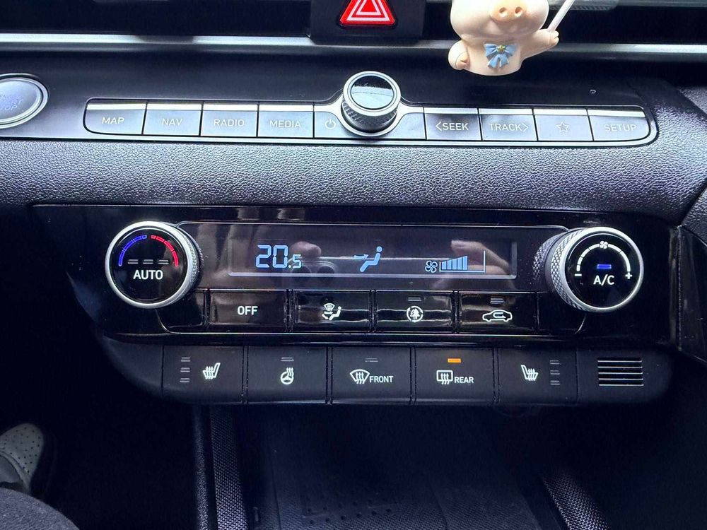 Hyundai Elantra фото 11