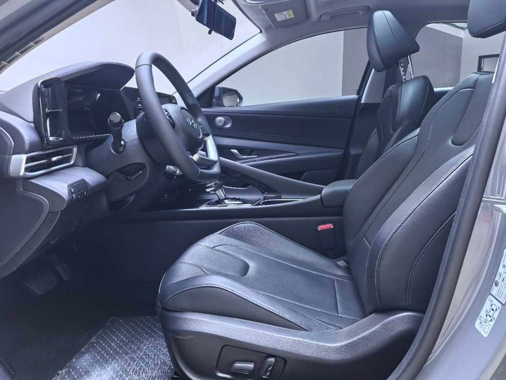 Hyundai Elantra фото 6
