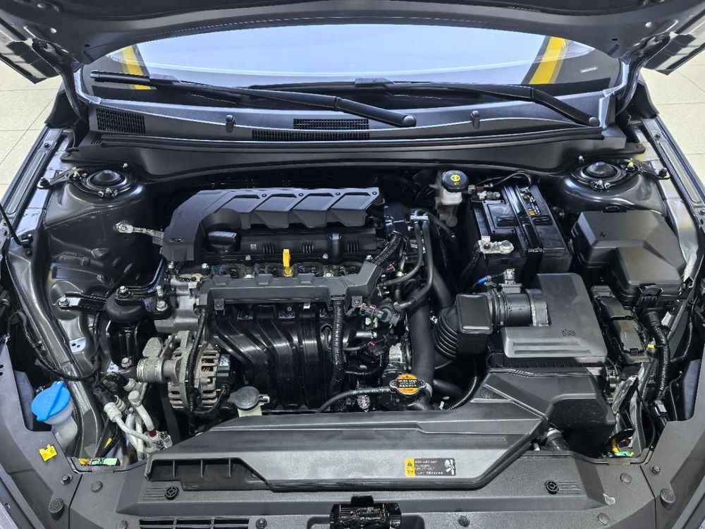 Hyundai Elantra фото 13
