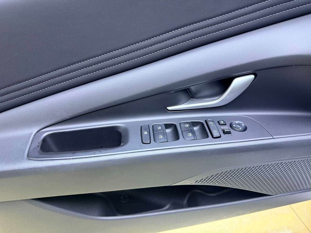 Hyundai Elantra фото 14