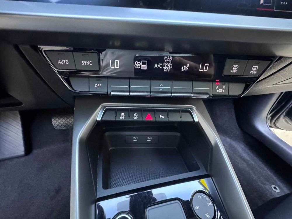 Audi A3L фото 8