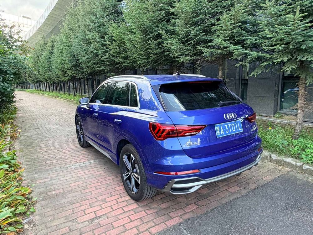 Audi Q3 фото 5