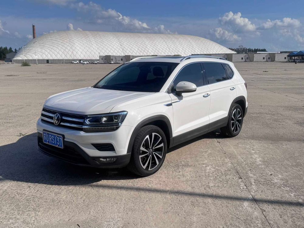 Volkswagen Tharu — один из вариантов