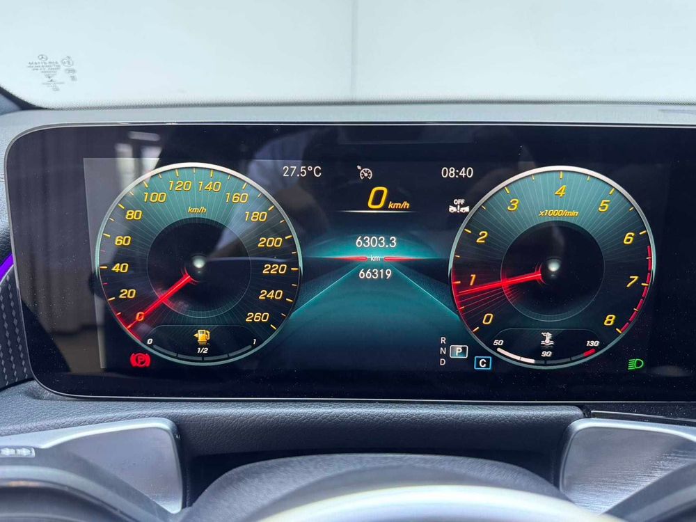 Mercedes-Benz GLB фото 14