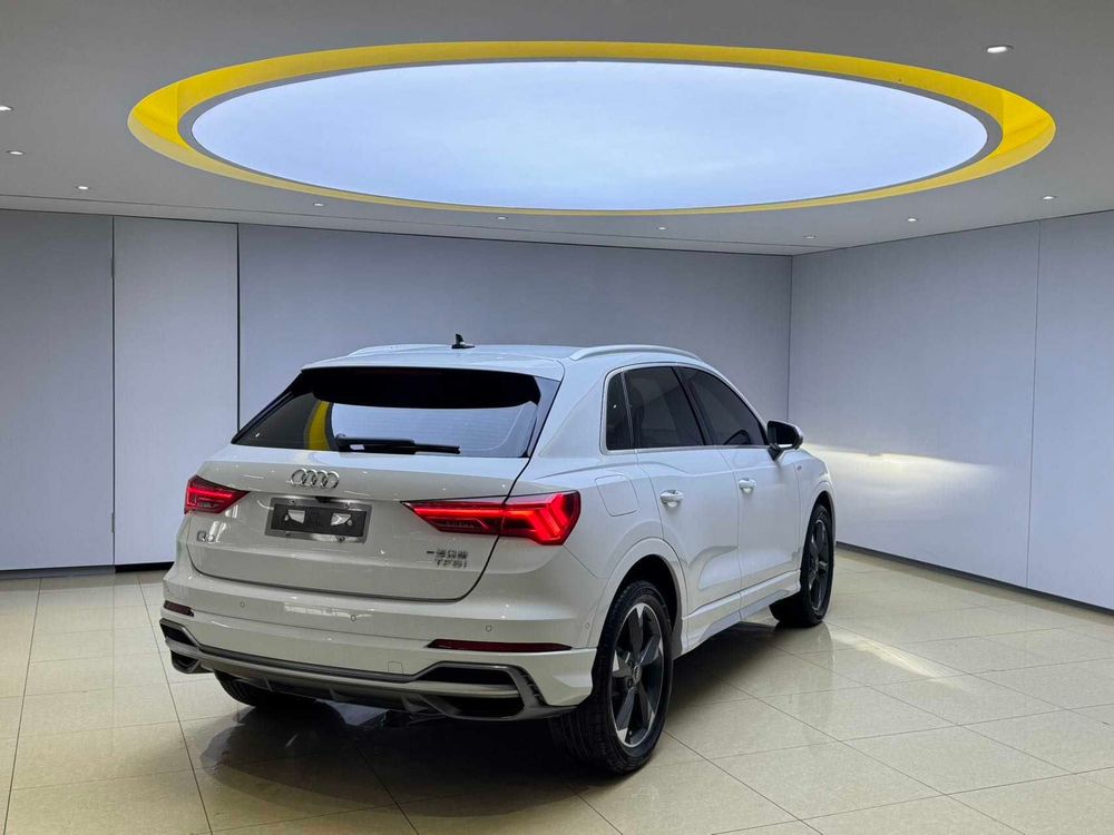 Audi Q3 фото 5