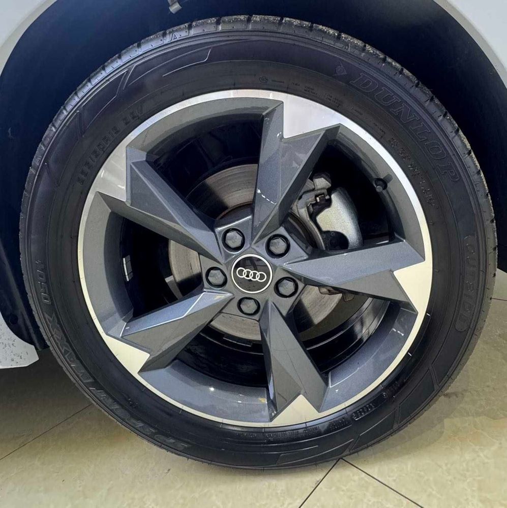 Audi Q3 фото 22