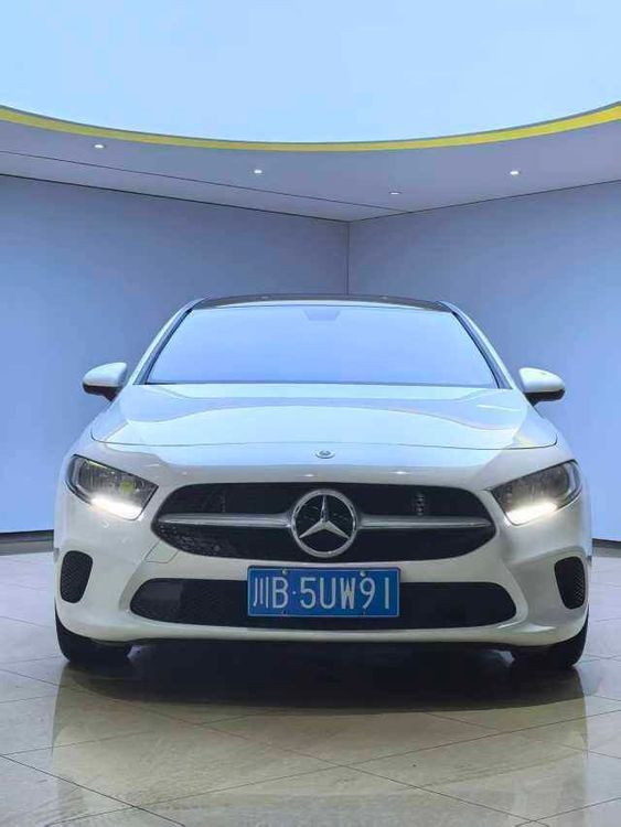 Mercedes-Benz A-Class фото 2