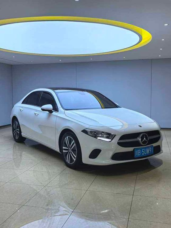 Mercedes-Benz A-Class фото 3