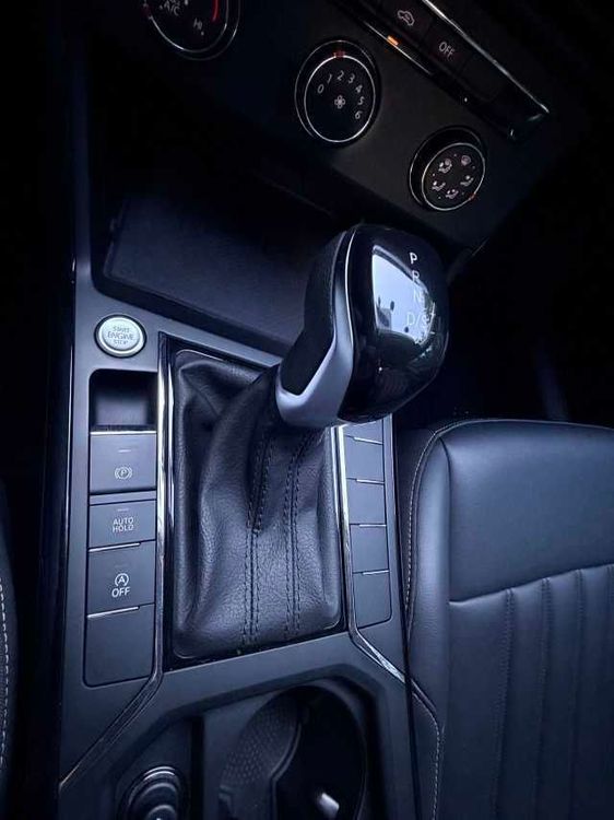 Volkswagen Passat фото 10