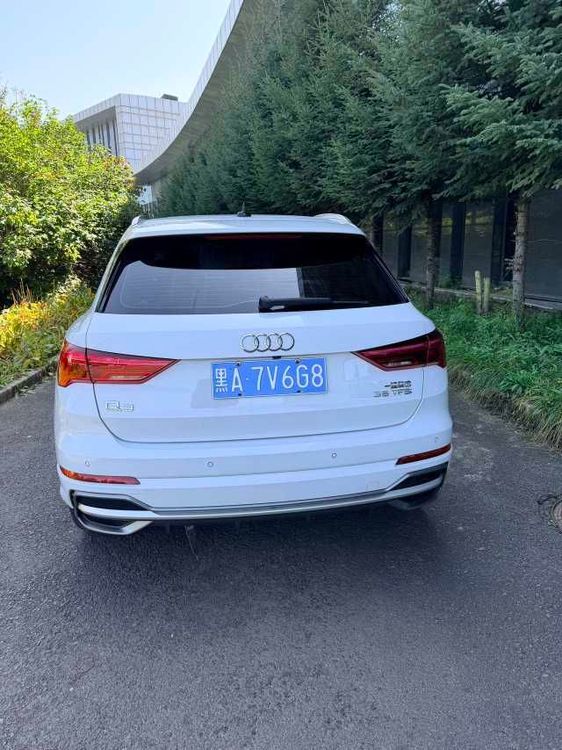 Audi Q3 фото 9