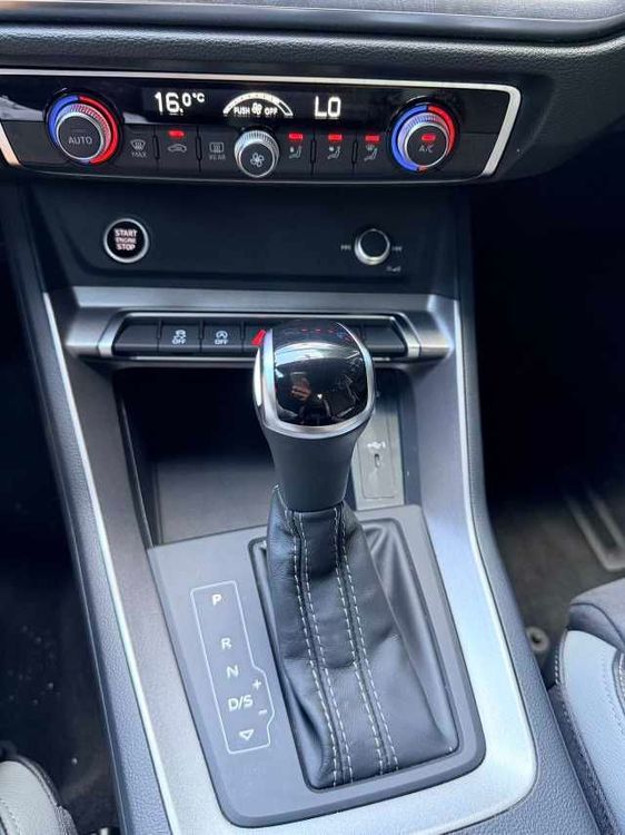 Audi Q3 фото 12