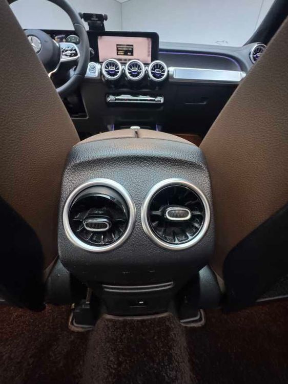 Mercedes-Benz GLB фото 3